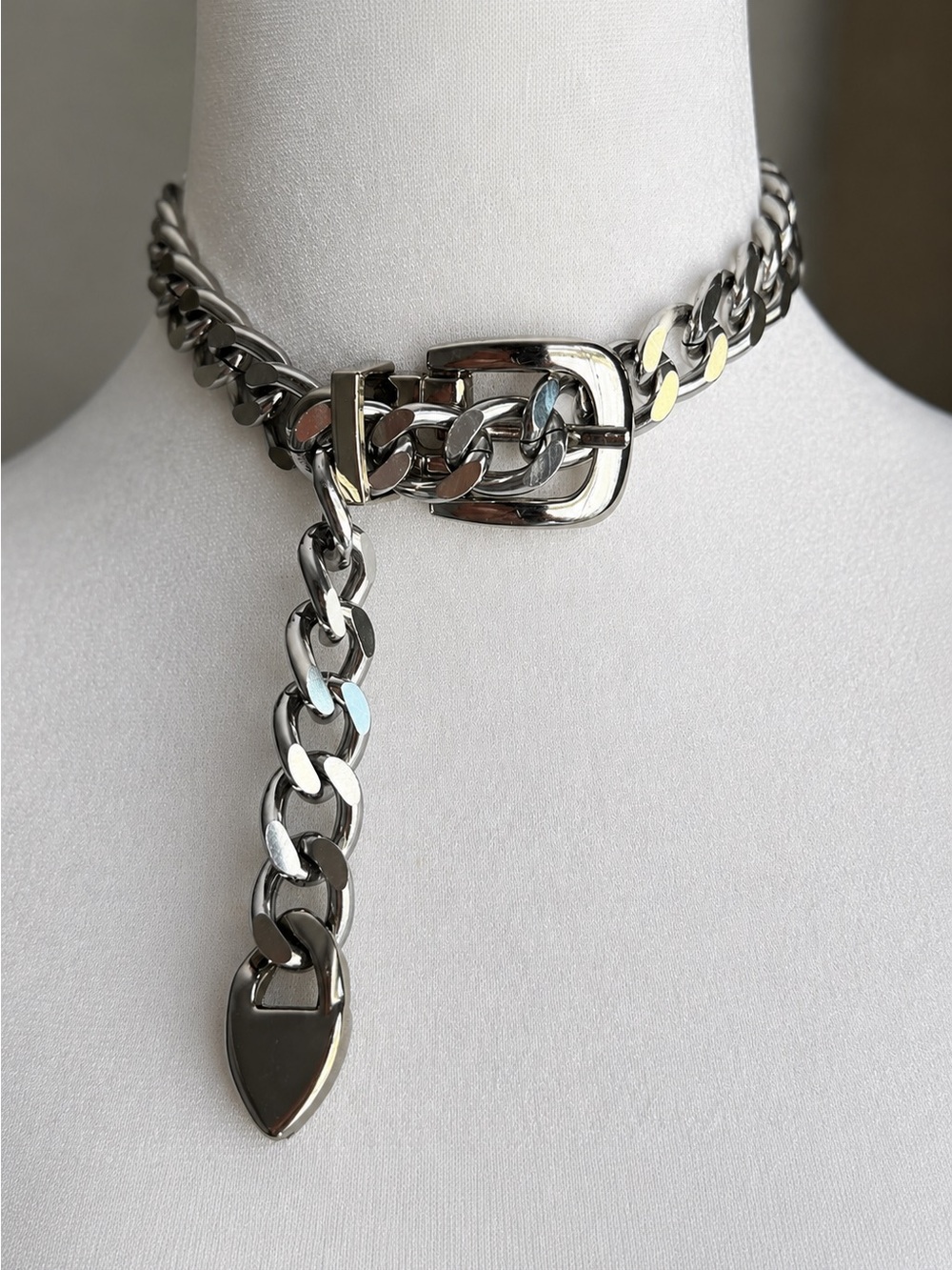New Chunky Silver Cuban Curb Chain Necklace Buckle Clasp Trendy Statement Piece